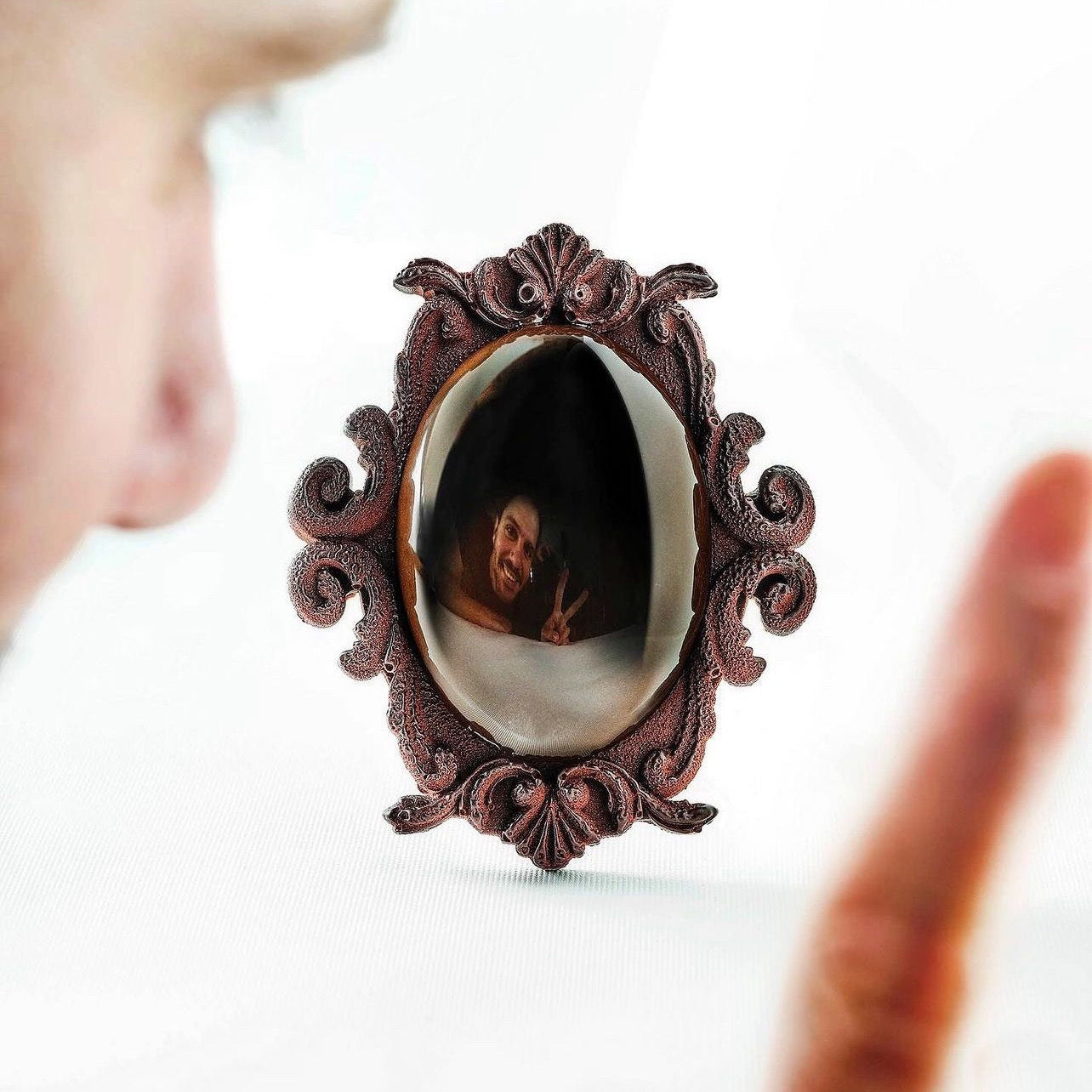 Mirror Mould x Miquel Guarro