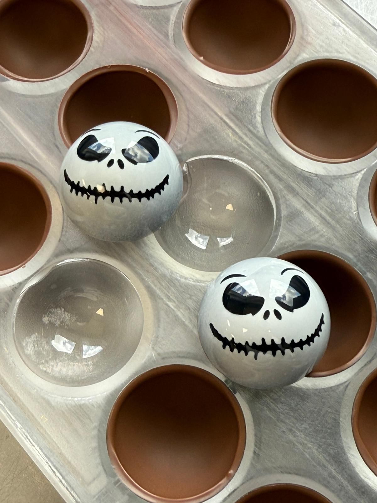 HAUNTED - Siliconas para stamp de bombones x Andrey Dubovik